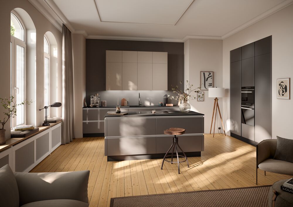 Smart_GL_Steingrau_M_Kehlleiste_beluchtet